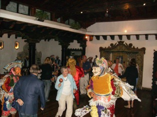 dancing at posado don rodrigo in antigua guatemala