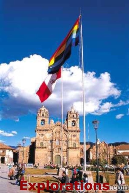 cuzco-plaza-flags_WM.jpg